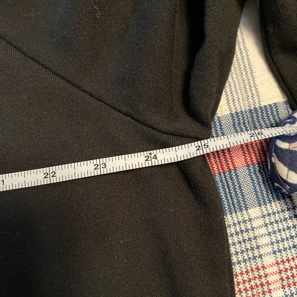 3/$15 ~ Rebellious One ~ “LOVED” 🥰 ❤️ 💞 Sweatshirt… 🌈 - Picture 5 of 7